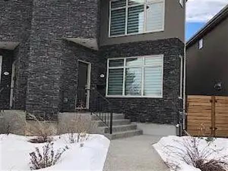 Executive Home Close to Downtown | 741 52 Avenue Southwest, Calgary