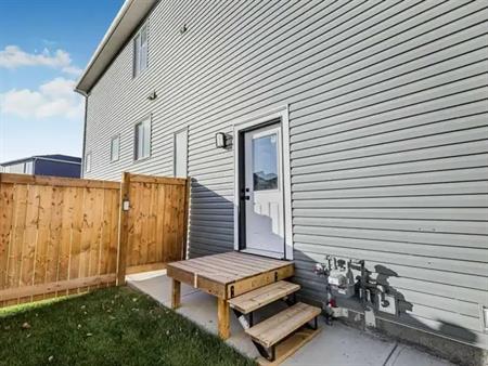 51 Carrington Cres NW | 51 Carrington Cres NW, Calgary