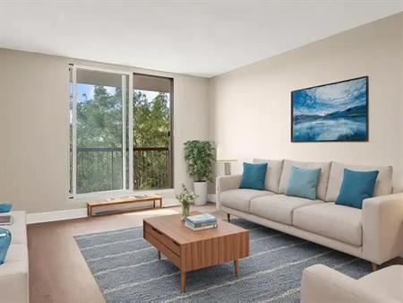 Victoria | 117 Park Street, Kingston