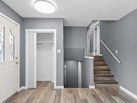 3 Bed Eastside Upstairs House with Garage | Saskatoon