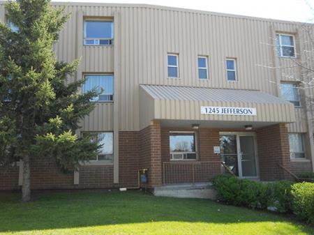 1245 Jefferson Avenue | 1245 Jefferson Ave, Winnipeg