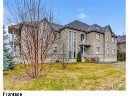 Condo 4 1/2 à louer à St-Bruno de Montarville