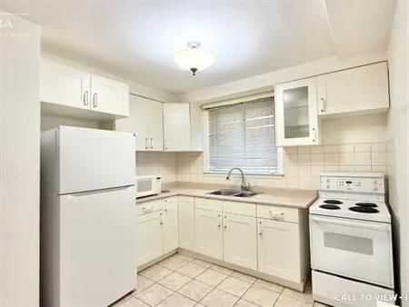 1-485 Wilson Ave, North York, Ontario M3H 1T9 | 485 Wilson Avenue, Toronto