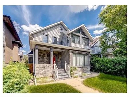 KENSINGTON LIVING & DOWNTOWN VIEWS | 1402 Memorial Drive Northwest, Calgary