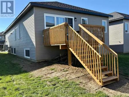 1214 MONTBLANC CRESCENT | 1214 MONTBLANC CRESCENT, Russell