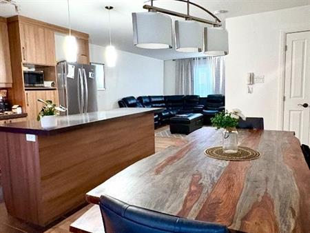Superbe condo 5 ½ à louer – Lebourgneuf (sur 2 étages)