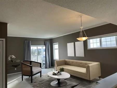 Only $1650 for the entire condo unit, lake access, storage space, private garage | 15 - 1179 Summerside Drive Southwest, Edmo