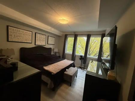 Beautiful 1-Bedroom Condo in Crescent Heights | 320 12 Avenue Northeast, Calgary