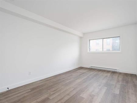 1 CH - 1 SDB - Montréal - $1,245 /mo