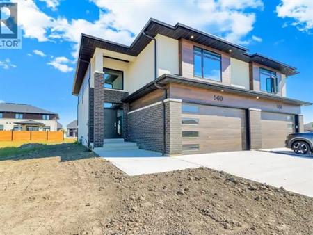 560 FLETCHER | 560 FLETCHER, Lakeshore