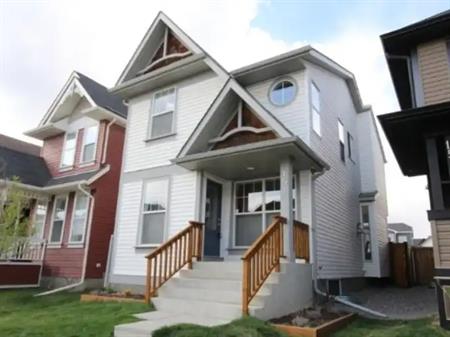 Price drop! 4 Bedroom HOUSE in Auburn Bay only $2500/month | 151 Auburn Bay Cres. SE, Calgary