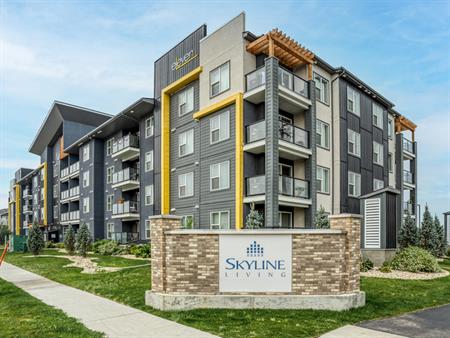 Addison Square Apartments | 10, 11 & 20 El Tassi Drive, Winnipeg