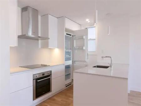 5530 Cote Saint-Luc Road | 5530 Cote Saint-Luc Road, Montreal