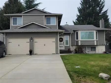 LEGAL/BRIGHT 2-Bed + 1-Bath Basement suite for rent in North Delta/Surrey | 8311 119A Street, Delta
