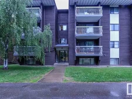 9904 90 Avenue Northwest | 9904 90 Avenue Northwest, Edmonton