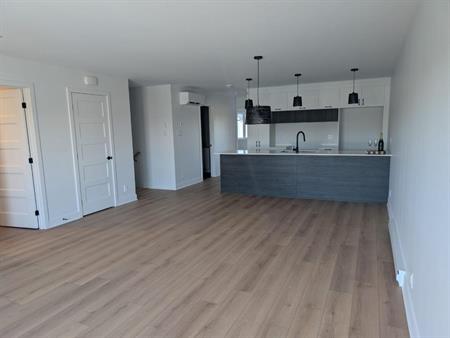 4 ½ + 1 bureau COWANSVILLE- Quartier des comédiens, NOUVELLE CONSTRUCTION, DISPONIBLE MAINTENANT