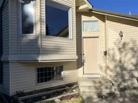 Millrise 5 Bedroom Bunglow W/ Walkout Basement | 1210 Millview Drive Southwest, Calgary