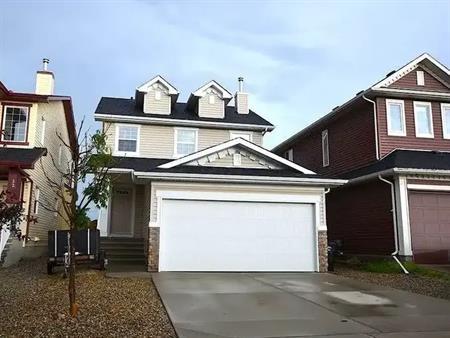 Ready to move-in home for a family in Evanston! | Calgary