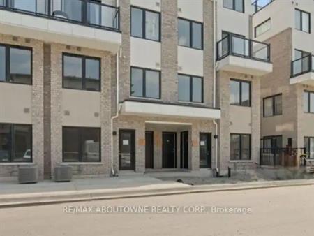 220 - 1695 DERSAN STREET | 220 - 1695 DERSAN STREET, Pickering