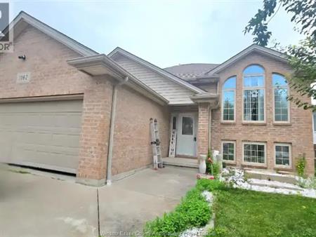 1062 MONARCH MEADOWS | 1062 MONARCH MEADOWS, Lakeshore