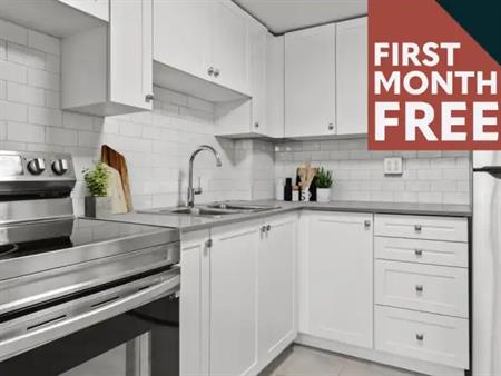 Lakewood Apartments I | 1257 Lakeshore Road, East, Mississauga