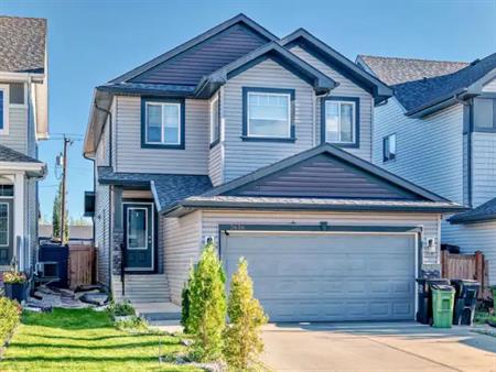 AMAZING 4-BEDROOM HOUSE (Double Garage | Excellent Neighborhood) | 3616 168 Avenue NW, Edmonton