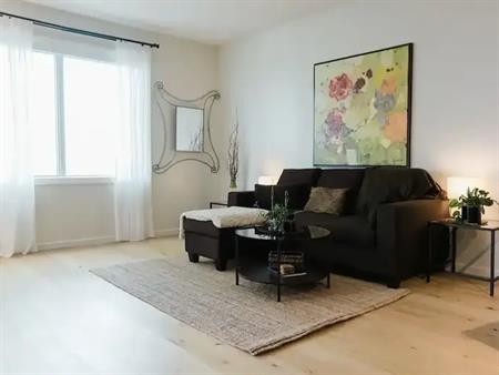 Upscale Furnished Downtown Living | 1907 - 1410 1st Street Southeast, Calgary