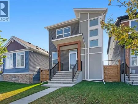 Newly built 3 + 1 bedroom, 3 bathroom home for rent in Rockland Park. | 117 Rochester Way Northwest, Calgary