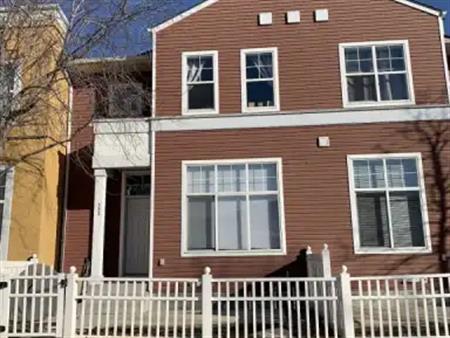 $900 - Unfurnished Bedroom for Rent in Mackenzie Towne | Calgary