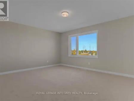 117 RYAN REYNOLDS WAY | 117 RYAN REYNOLDS WAY, Ottawa