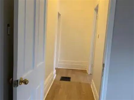 172 DUNLOP STREET W | 172 DUNLOP STREET W, Barrie