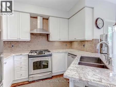 MAIN & 2ND - 30 LACONA CRESCENT | MAIN & 2ND - 30 LACONA CRESCENT, Richmond Hill
