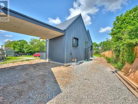 UNIT 3 - 5361 VALLEY WAY | UNIT 3 - 5361 VALLEY WAY, Niagara Falls