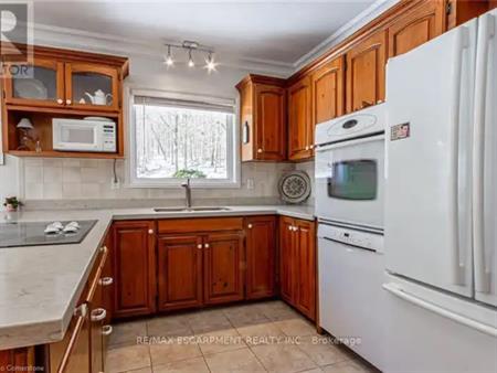 5086 WALKERS LINE | 5086 WALKERS LINE, Burlington