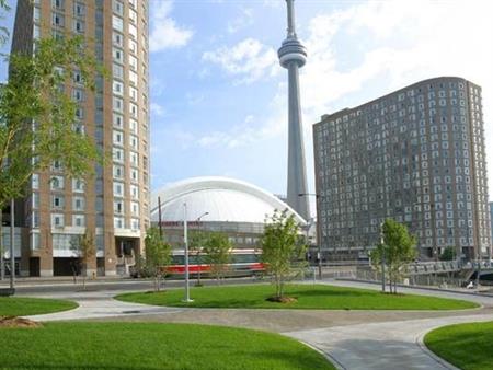 Maple Leaf Quay