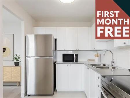 Blinkbonnie | 136 Bay Street South, Hamilton