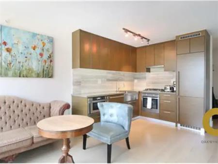 1 Bed+ Den & 1 Bath in the center of downtown Vancouver | 535 Smithe Street, Vancouver