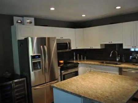 Beautiful Top floor Unit in Parkdale | 519D 33 Street NW, Calgary