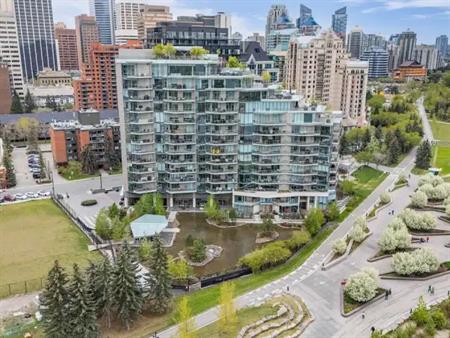 CORNER UNIT | 10' CEILINGS, | CITY SKYLINE & RIVER VIEWS | EAST, SOUTH, & WEST E | 738 1 Avenue Southwest, Calgary