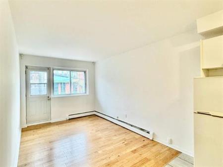 1 CH - 1 SDB - Montréal - $1,420 /mo