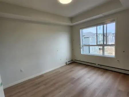 Brand New Luxury 2 Bedroom and @ Washroom Condo Unit | 245 Edith Place Northwest, Calgary