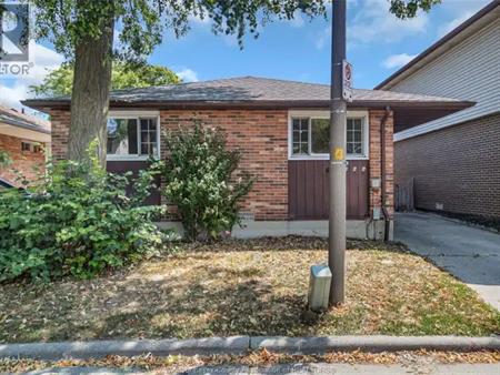 1366 BAYSWATER CRESCENT | 1366 BAYSWATER CRESCENT, Windsor