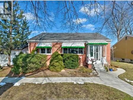 1164 HARRISON | 1164 HARRISON, Windsor