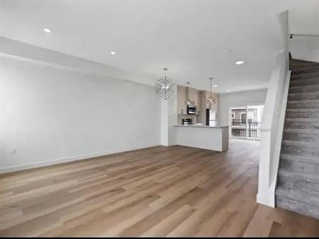 Moving in Now - BEST LOCATION | 31 Cornerstone Row Northeast, Calgary