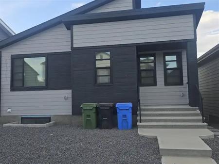 *** NEW*** Cozy Upper Floor of Single Home | 37 Herron Common Northeast, Calgary