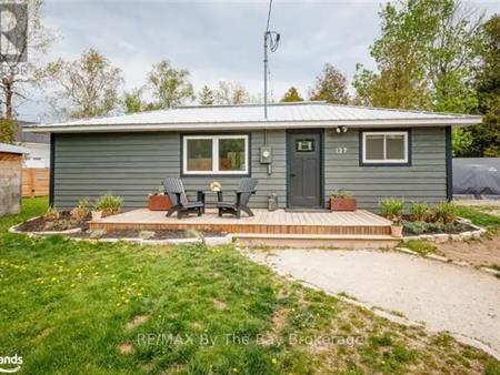 127 GLENLAKE BOULEVARD | 127 GLENLAKE BOULEVARD, Collingwood