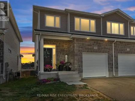 1219 MAX CRESCENT | 1219 MAX CRESCENT, Kingston