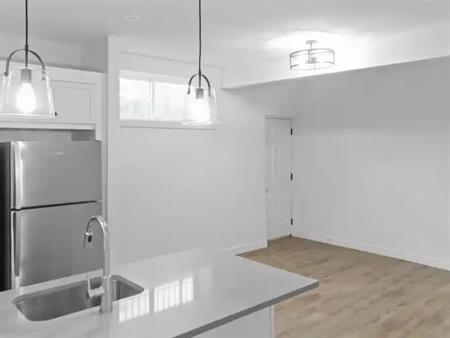 Bright & Spacious 2-Bedroom Basement Suite – 750 Sq Ft of Comfort | Langdon