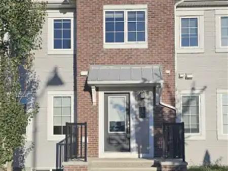3 Bedroom Townhouse. Master bedroom has Balcony. | 145 Yorkville Boulevard Southwest, Calgary