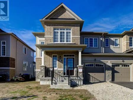 69 CENTRAL SQUARE BOULEVARD | 69 CENTRAL SQUARE BOULEVARD, Wasaga Beach